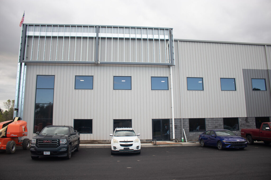 North jackson warehouse, building with parking lot